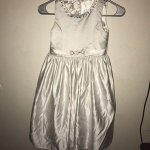 American princess white dress
